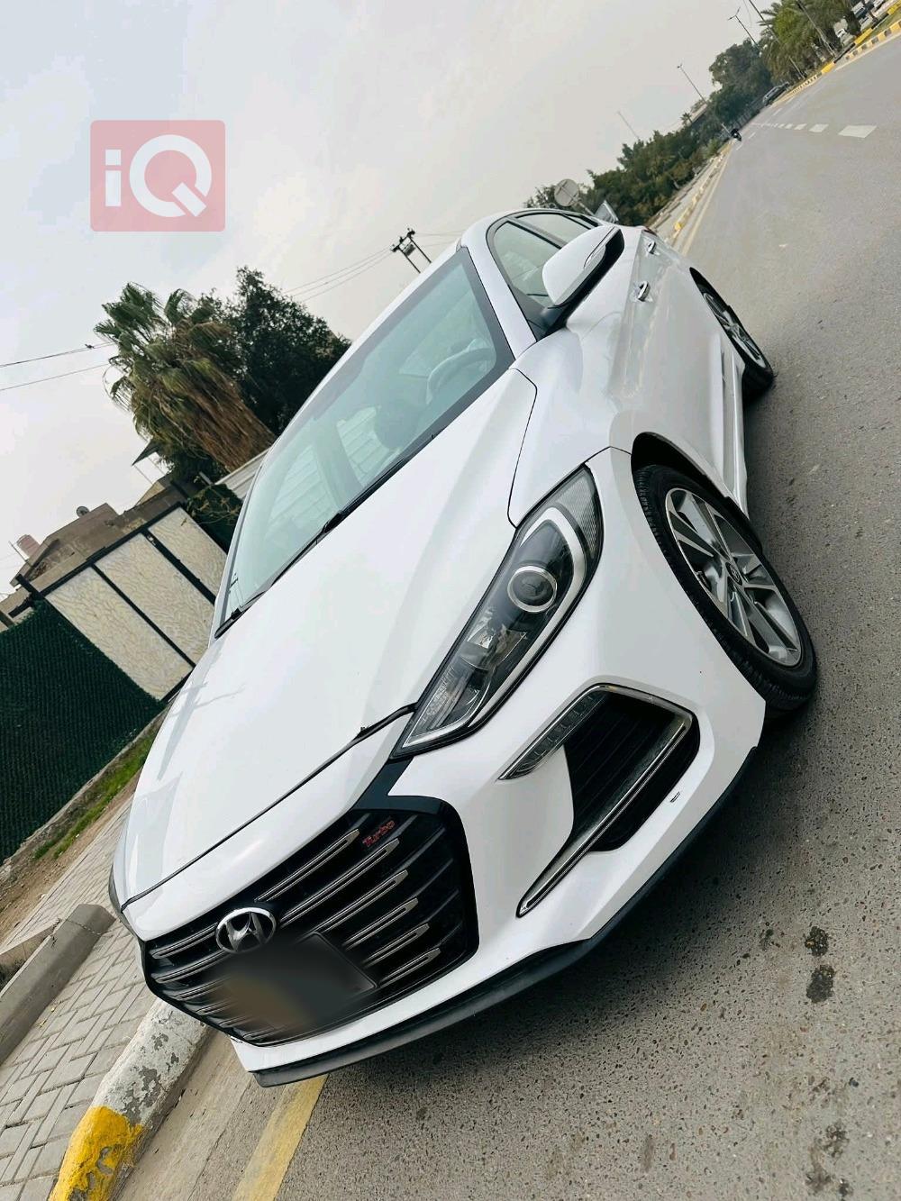 هيونداي النترا